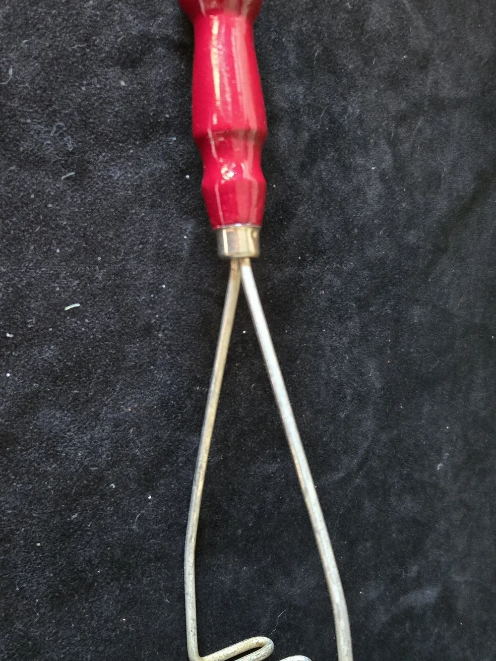 Vintage Red Wooden-Handle Potato Masher Sturdy Handle